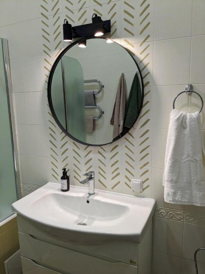 видова біля метро хрещатик Apartment *
